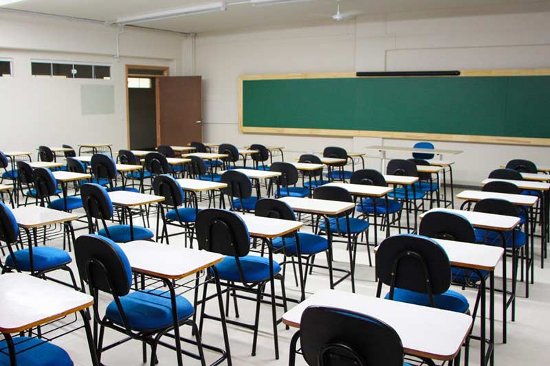 Professores podem acumular cargo público, decide Congresso