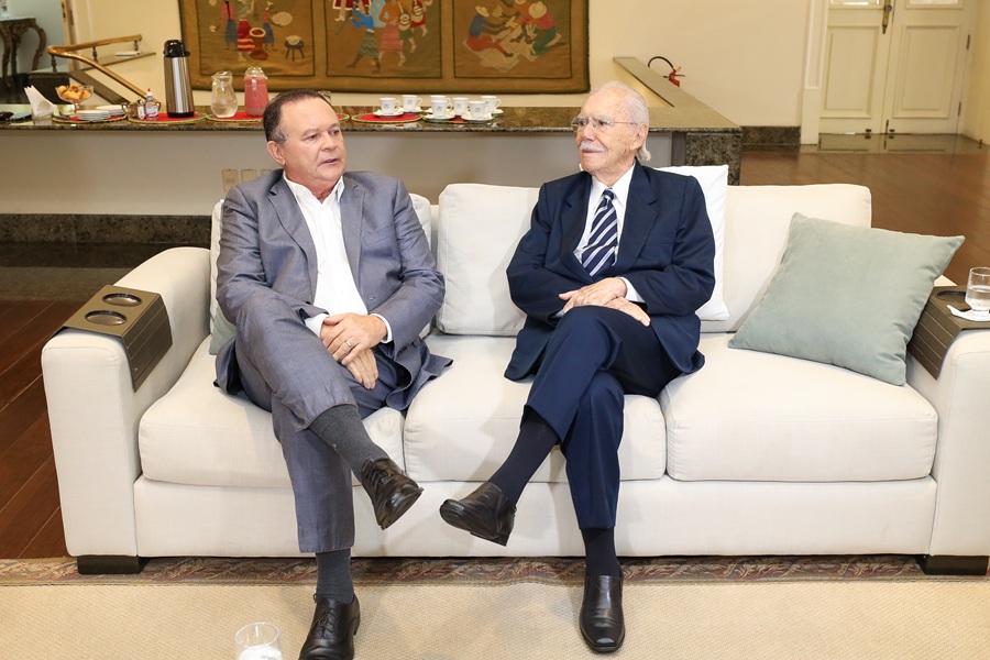Parceria e diálogo marcam encontro entre o governador Carlos Brandão e José Sarney