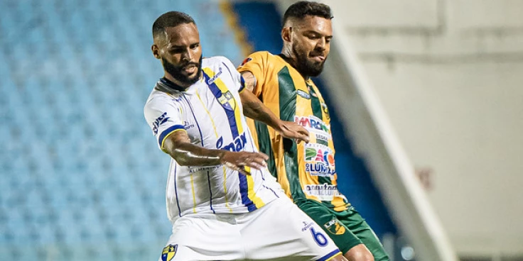 IAPE vence o Luminense e assume a vice-liderança no Campeonato Maranhense