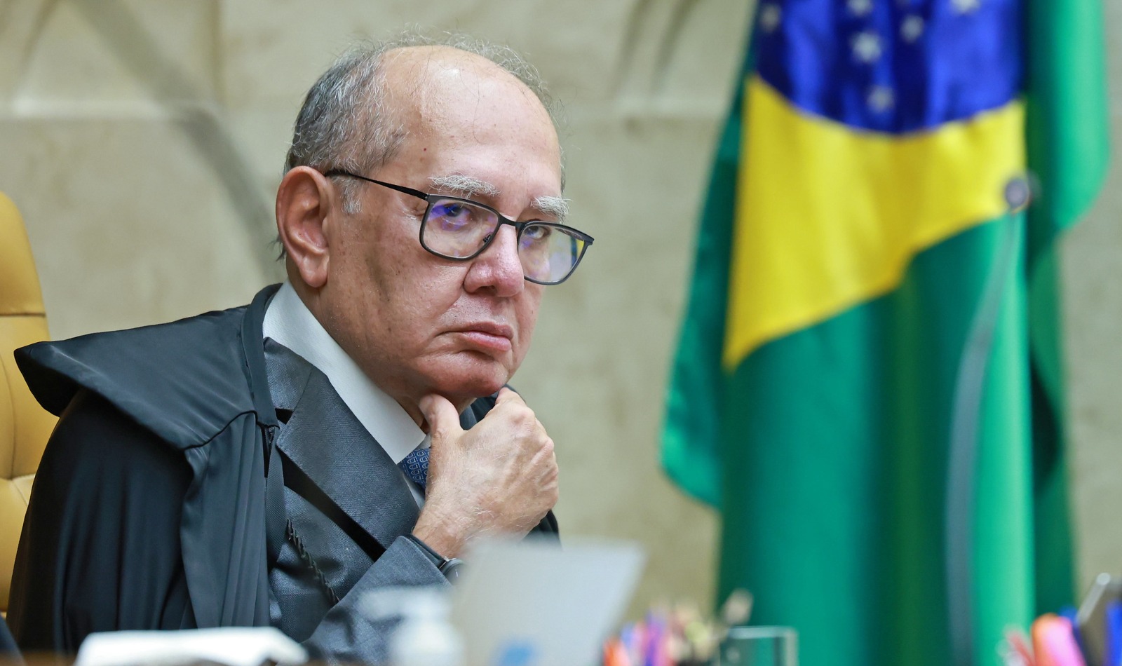 Gilmar Mendes rejeita pedido de prisão domiciliar para Bolsonaro