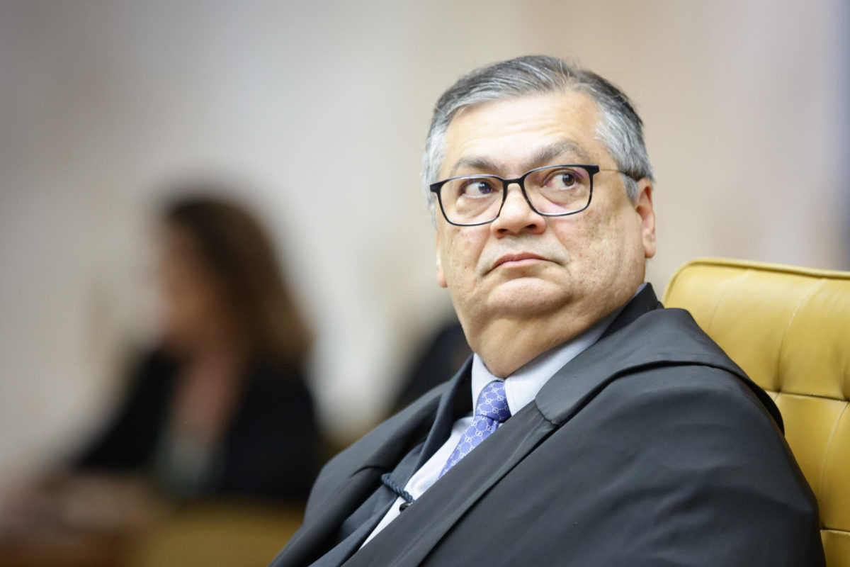 Dino determina aceleração de auditoria sobre emendas na área de saúde