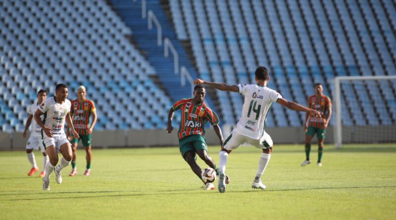 Sampaio e Luminense ficam só no empatam no Castelão