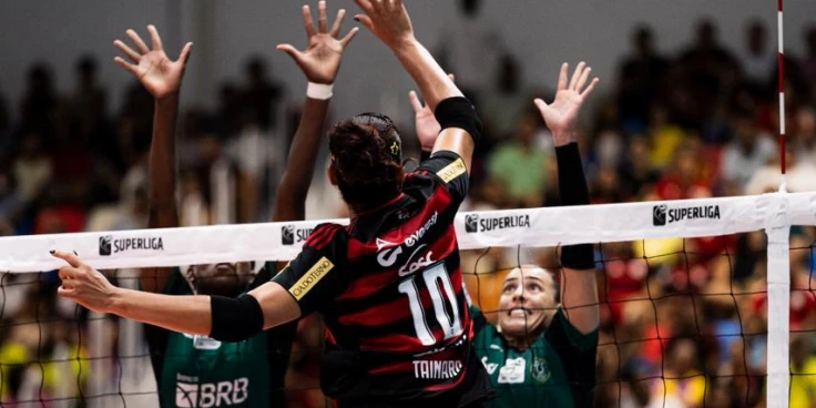 Sesc Flamengo vence o Brasília Vôlei com apoio da torcida maranhense no Castelinho