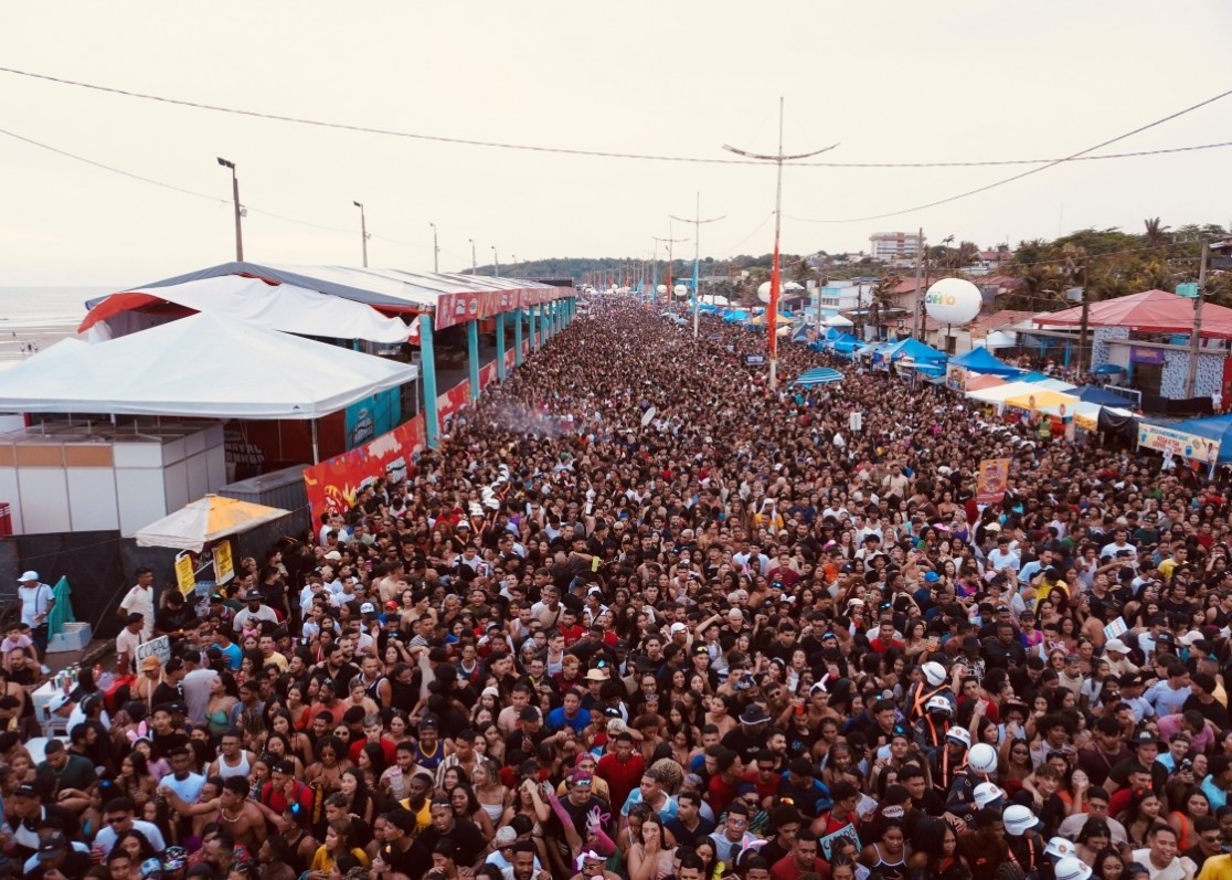 Último dia de Pré-Carnaval reúne 280 mil pessoas na Litorânea e consagra sucesso da programação