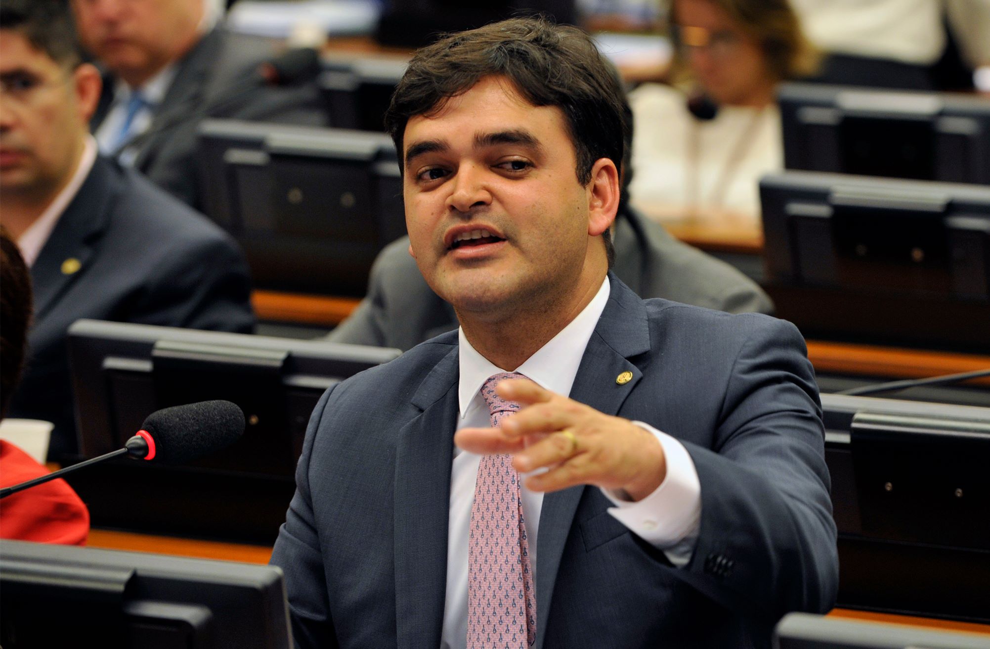 Deputado maranhense apresenta  Projeto de lei que exige registro prévio de pesquisas eleitorais online