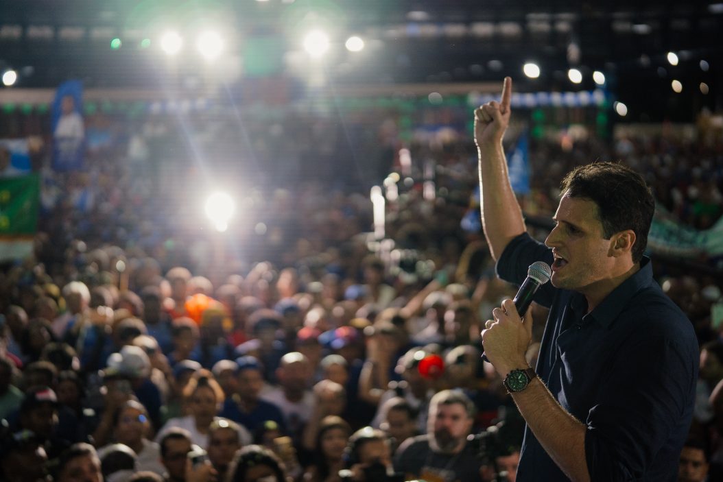 Com mais de 40 mil pessoas e 182 prefeitos, Orleans Brandão lança pré-candidatura ao governo do Maranhão