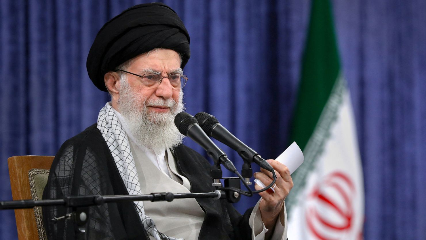 Mídia iraniana confirma morte de Ali Khamenei