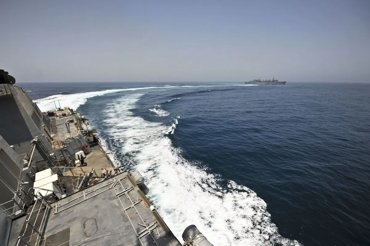 Irã diz que atingiu petroleiro dos EUA no Golfo Pérsico