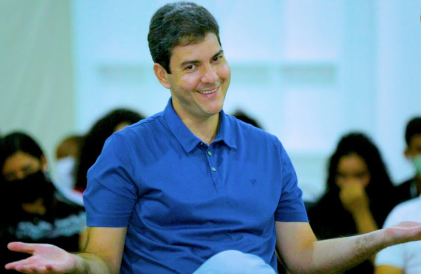 Prefeito Braide está impedido de realizar novas contratações temporárias para a rede de ensino