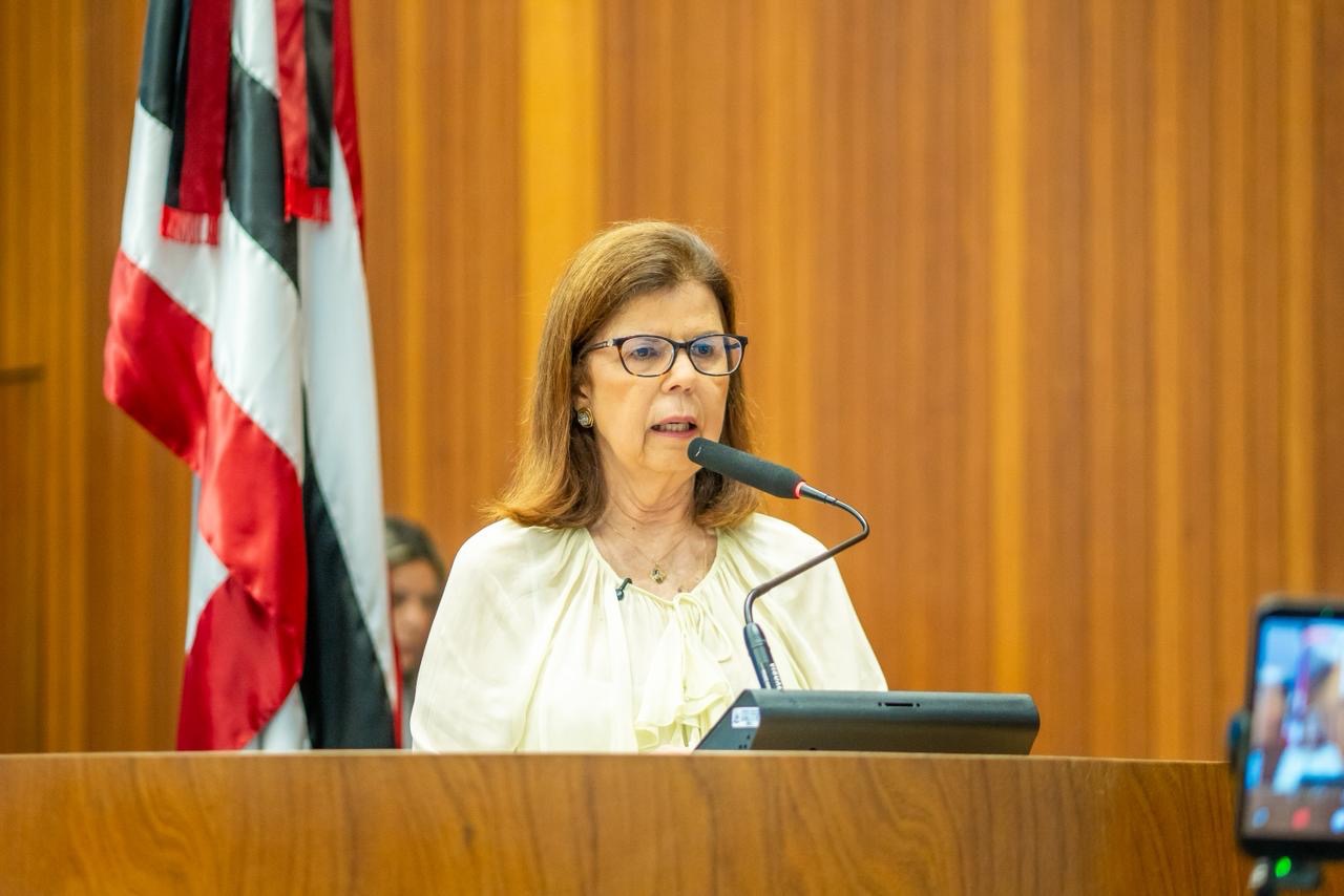 Presidente da Frente Parlamentar critica declarações de presidente dos EUA e sai em defesa do Papa Leão XIV