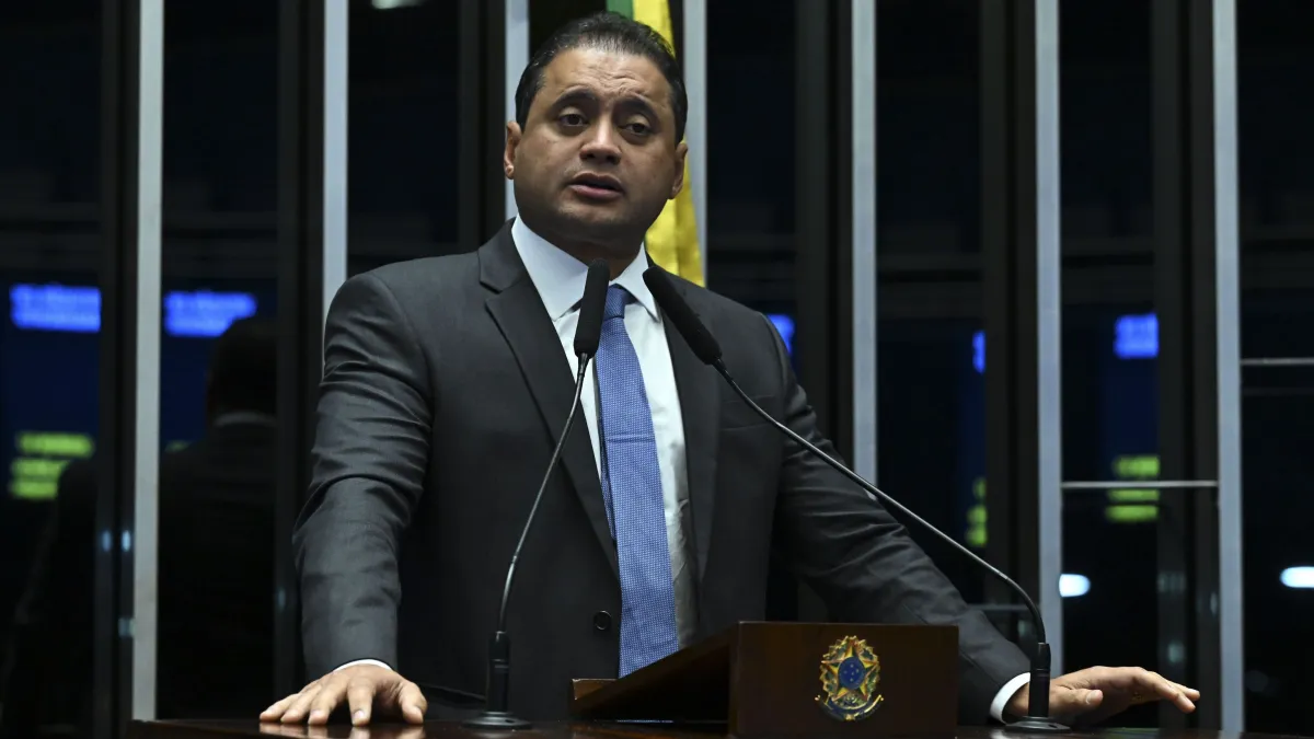 CCJ mantém senador Weverton, investigado pela PF, como relator da indicação de Messias ao STF