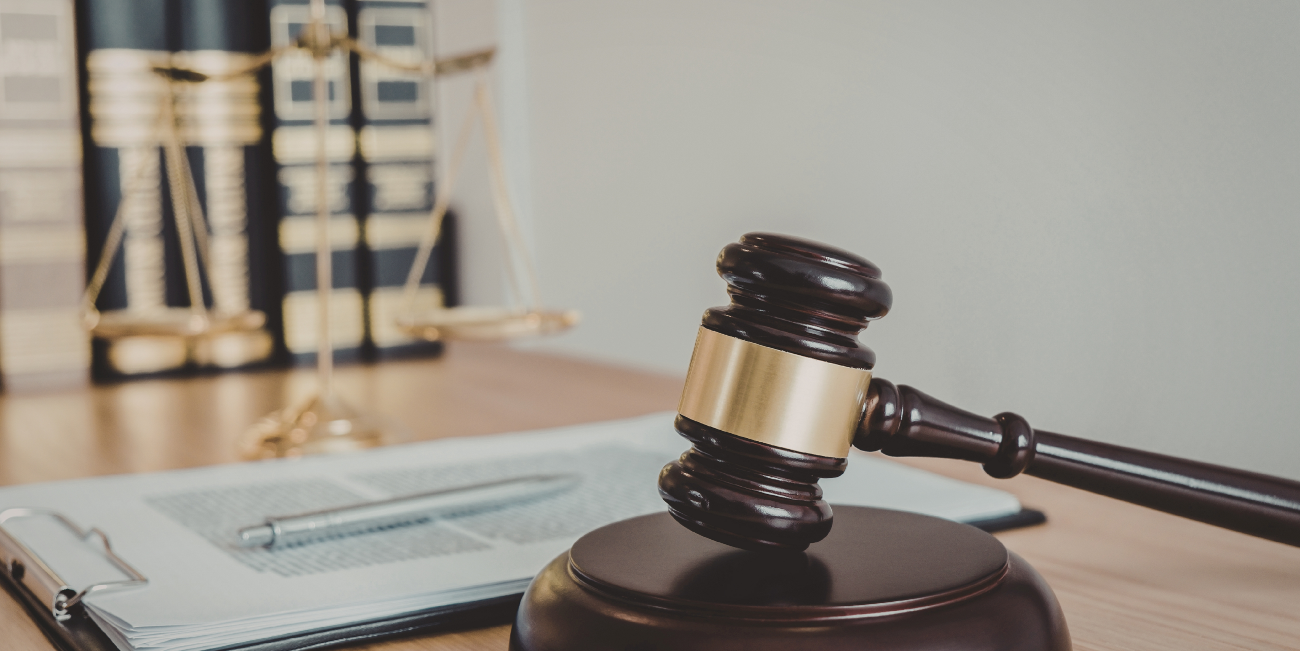 TCE condena ex-prefeito e ex-vice de Arari ao pagamento de débitos de R$ 196.045,53 e multa de R$ 19.604,55