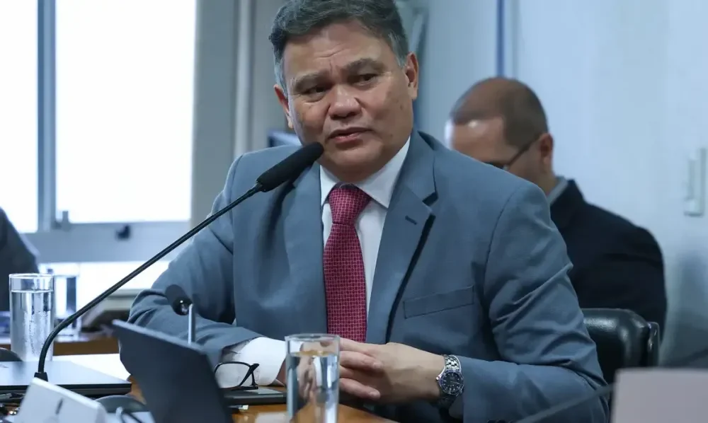 Repercussão: Classificar PCC e CV como terroristas não ajuda o Brasil, diz promotor Lincoln Gakiya