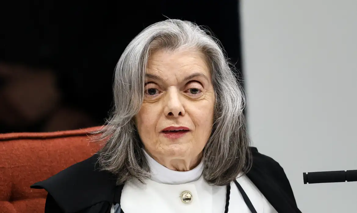 Cármen Lúcia: Poder Judiciário deve buscar credibilidade, não popularidade