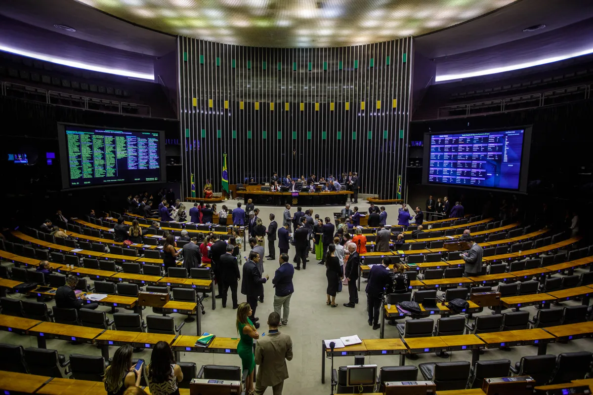 Congresso Nacional aumenta punição a crimes sexuais online contra crianças e adolescentes